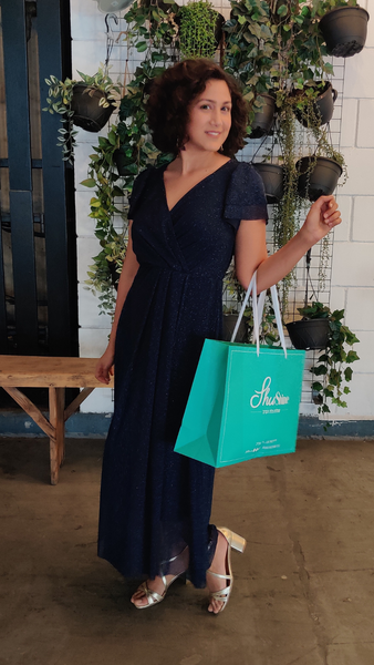 בלה כחול מנצנץ