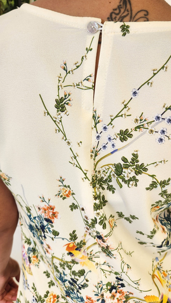 A מלאני לבן פרחוני שמלה בגזרת