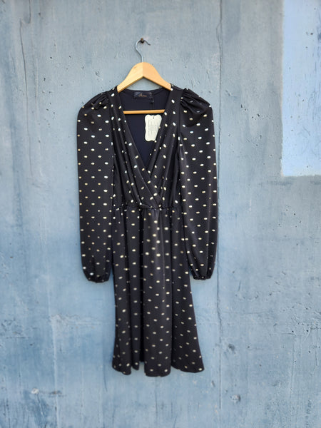 שמלת מעטפת לייקרה שחור/זהב