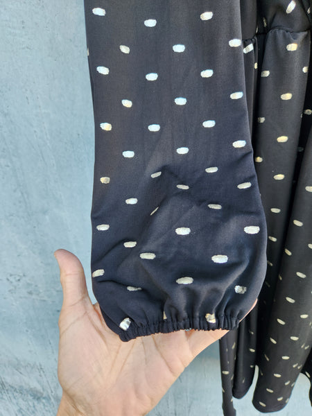 שמלת מעטפת לייקרה שחור/זהב