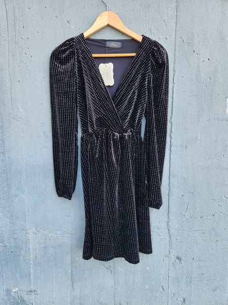 מעטפת קטיפה שרוול ארוך שחור/כסוף