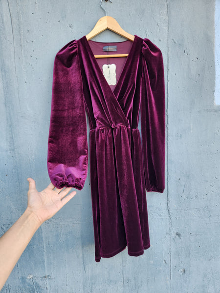 מעטפת קטיפה שרוול ארוך סגול חציל