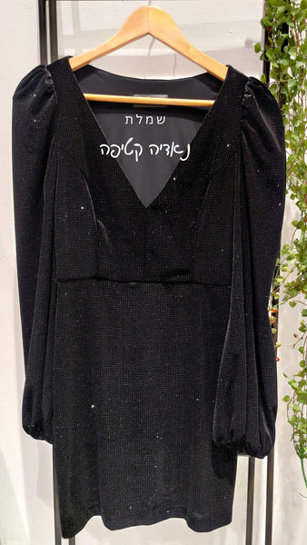 שמלת נאדיה קטיפה שחורה