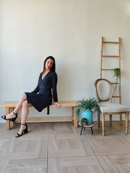 שמלת מעטפת שחור זהב