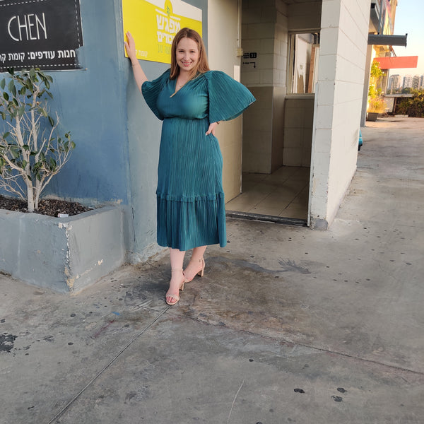 שמלת מלאניה מידי ירוק מושלם